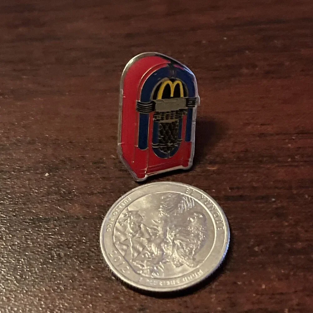 McDonald’s Jukebox Music Employee Lapel‎ Pin